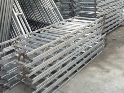 Đến ngay nơi mua thang giàn giáo Bình Dương đa dạng kích cỡ, giá tốt nhất