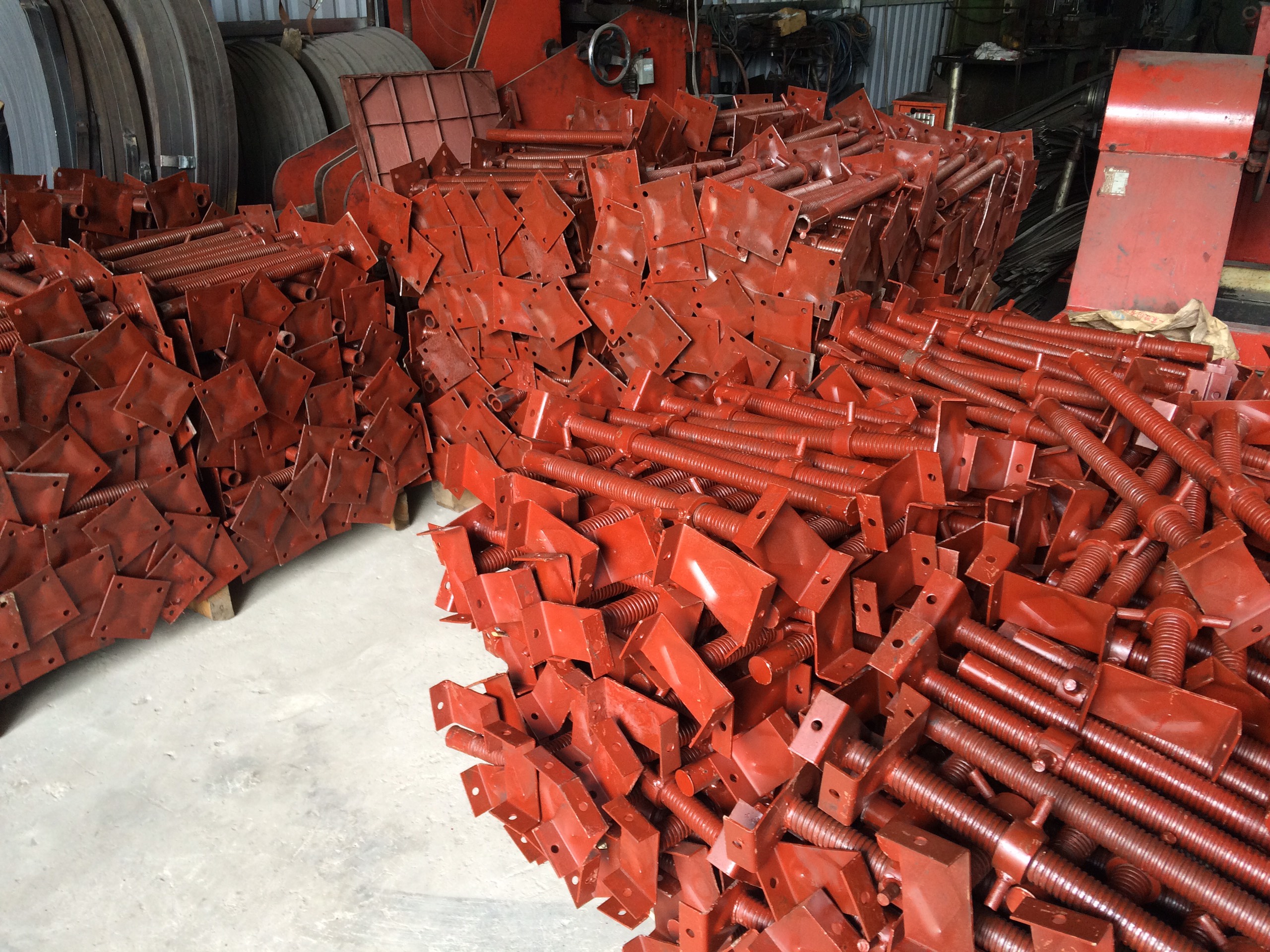 báo giá kích tăng xây dựng